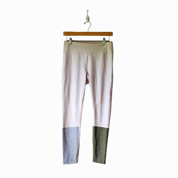 Outdoor Voices Dipped 7/8 Ankle Leggings in Neutral Beige, Ash and Teal … - Picture 5 of 13